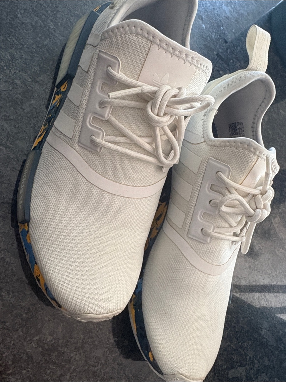 Adidas Sneakers